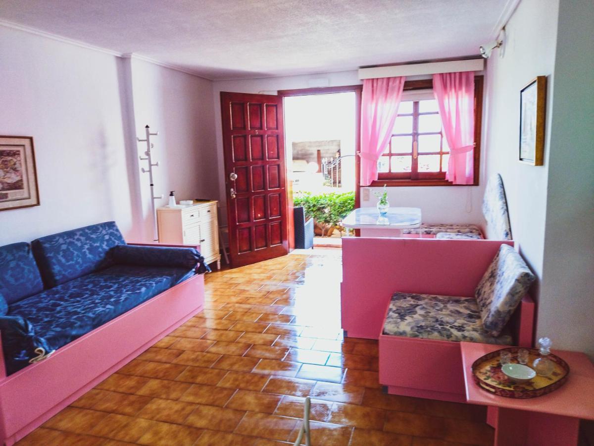 Ostria Apartments Kalives كاليفيس المظهر الخارجي الصورة