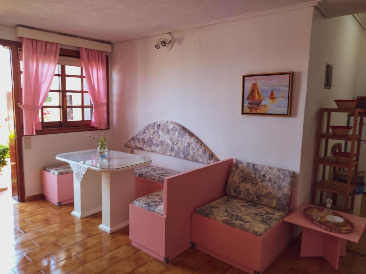 Ostria Apartments Kalives كاليفيس المظهر الخارجي الصورة