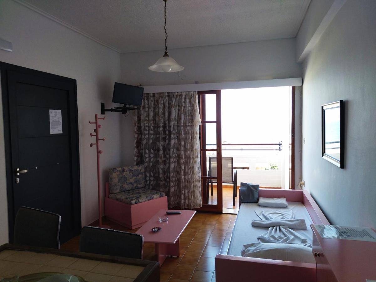 Ostria Apartments Kalives كاليفيس المظهر الخارجي الصورة
